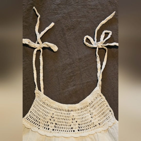 NWT Mango Full length lined linen dress with tie straps and crochet neck line. S - Picture 4 of 8